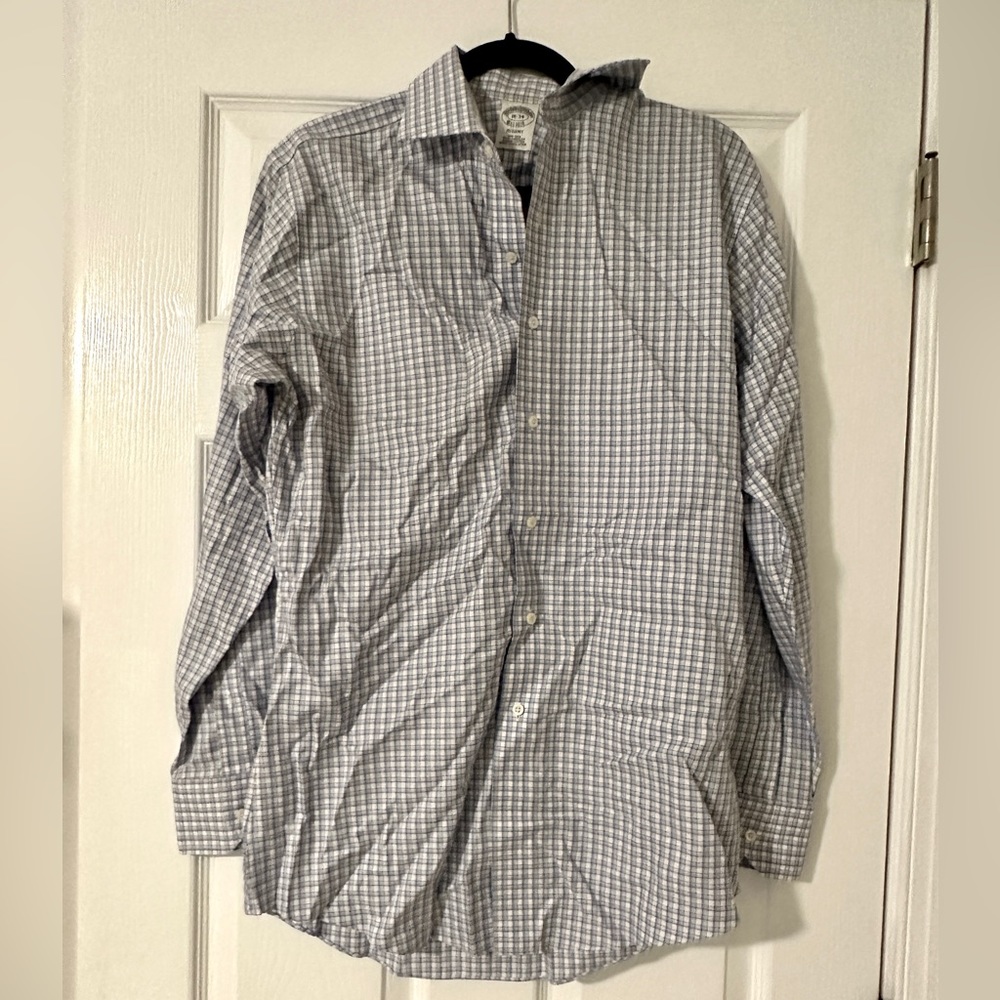 Brooks Brothers - Blue and White Button Down - Red accent - 16-34
